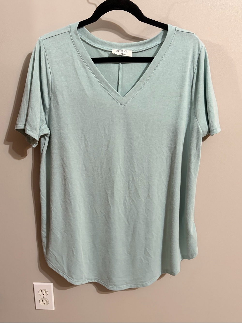 Zenana Outfitters Light Mint V-Neck Women's Top